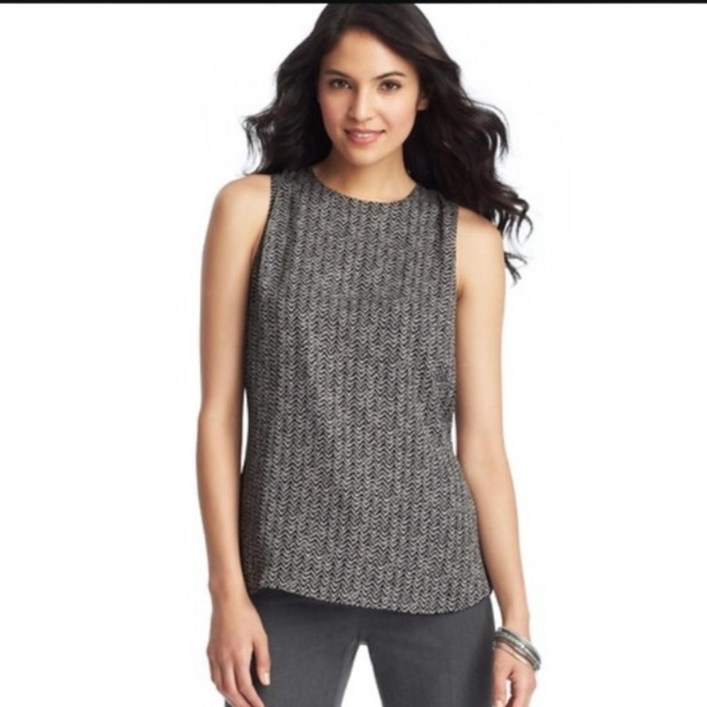 LOFT  Etched Chevron Stripe Clean Crepe Sleeveless  top Size Large